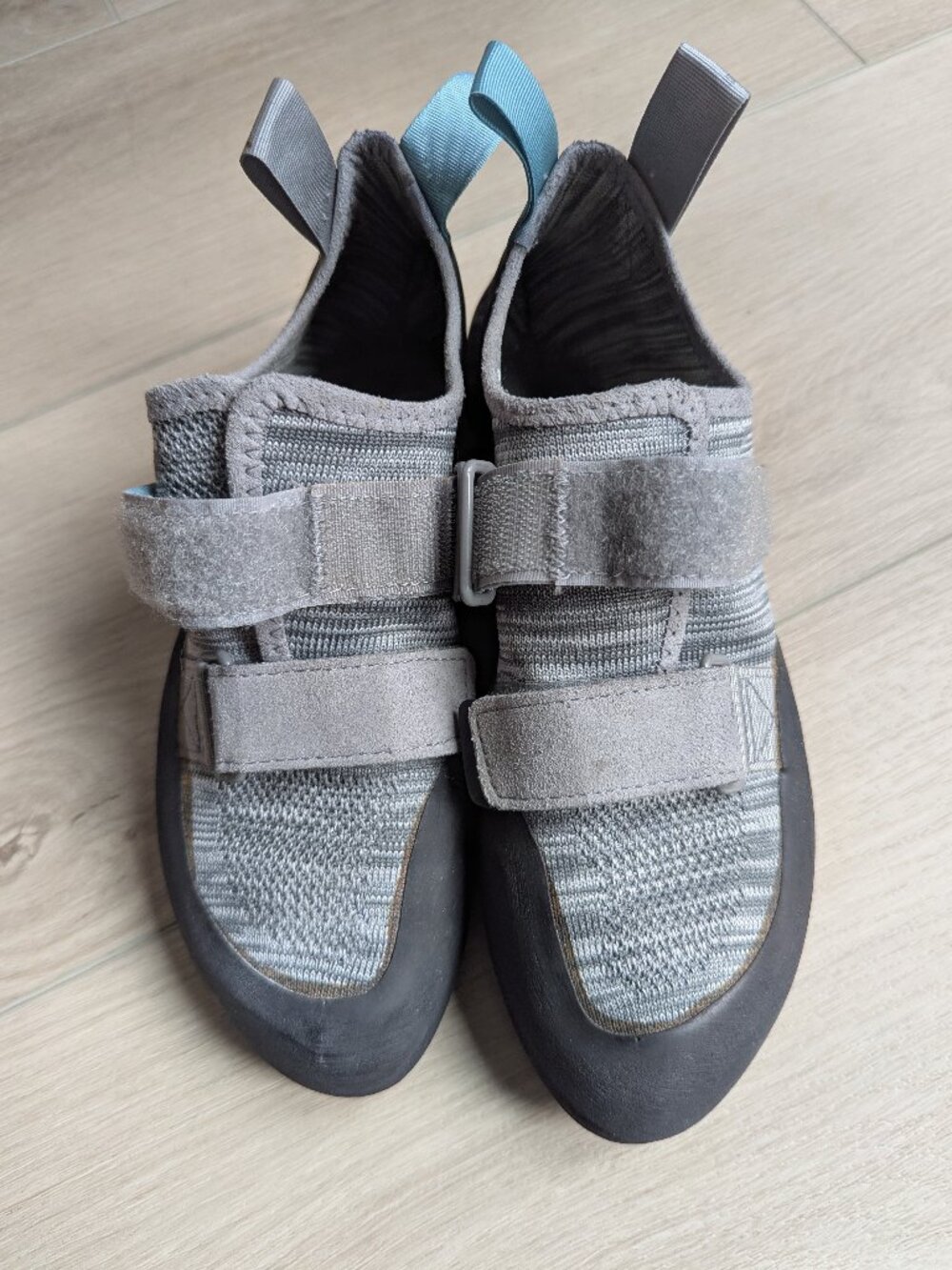 Black Diamond Women's Climbing Shoes Size 8 fits like Size 7, like new